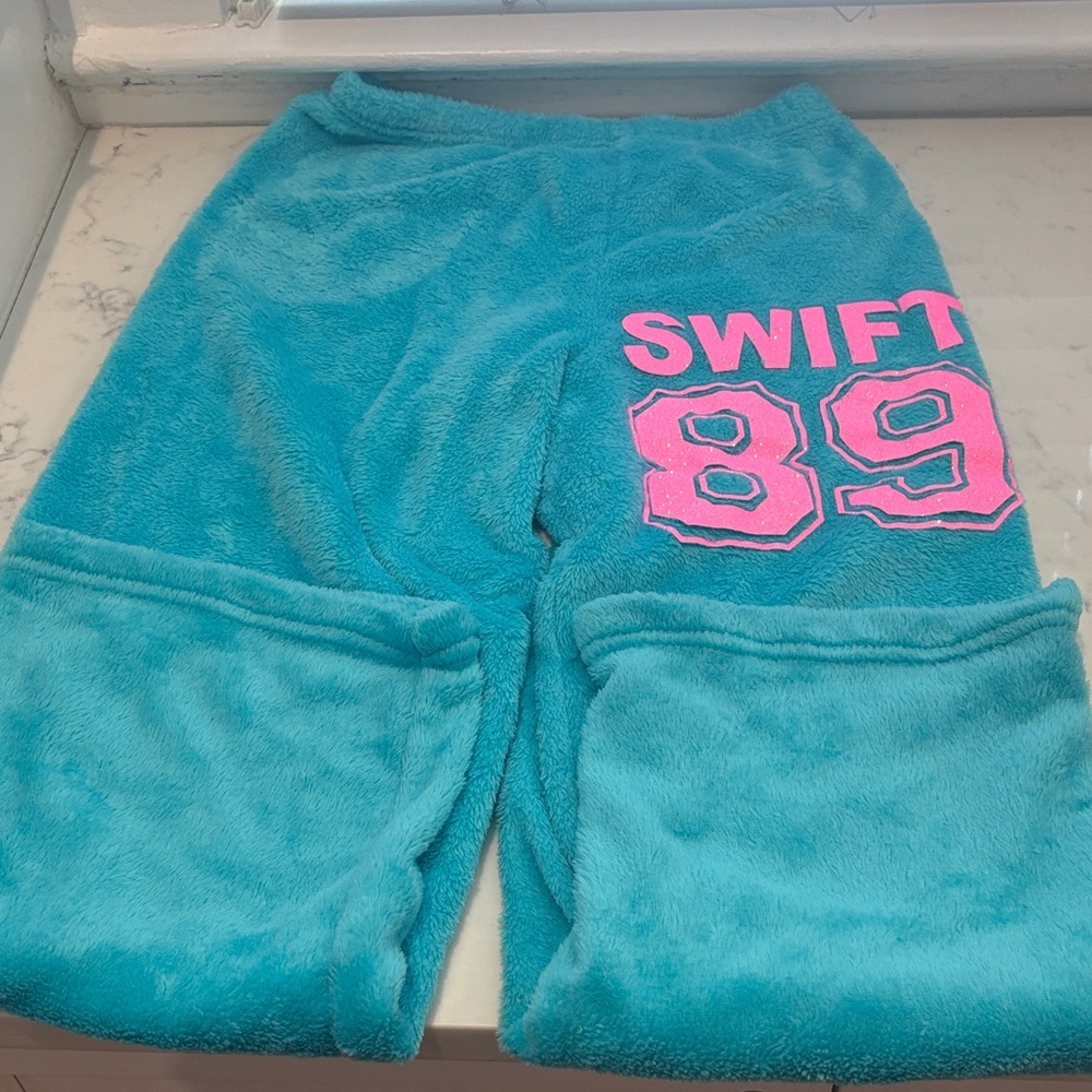 Kids' Teal Fleece Bottoms Taylor swift 89 size 10-12